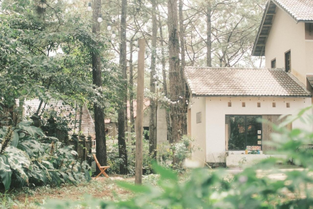 Tron Homestay Kon Von Kla Exteriör bild