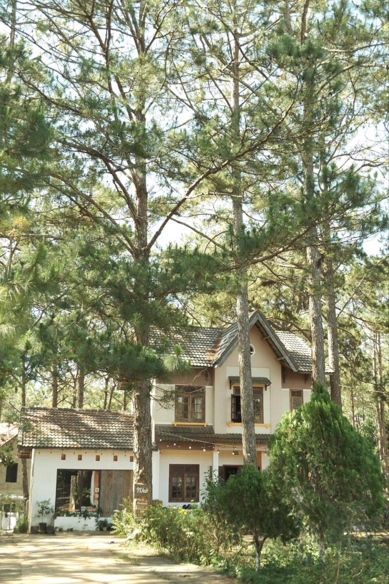 Tron Homestay Kon Von Kla Exteriör bild
